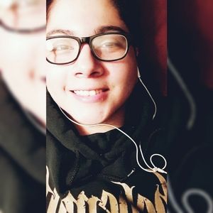 Meet your Posher, Zeke